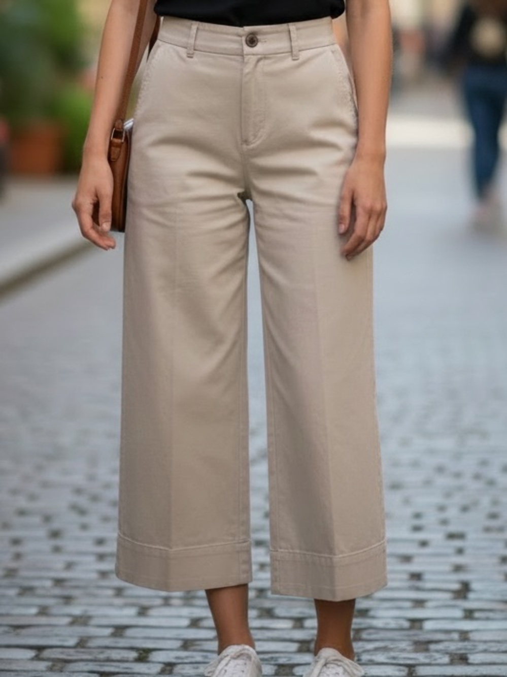 NWT BAGATELLE Cream Cropped Wide-Leg Size 2 Pants